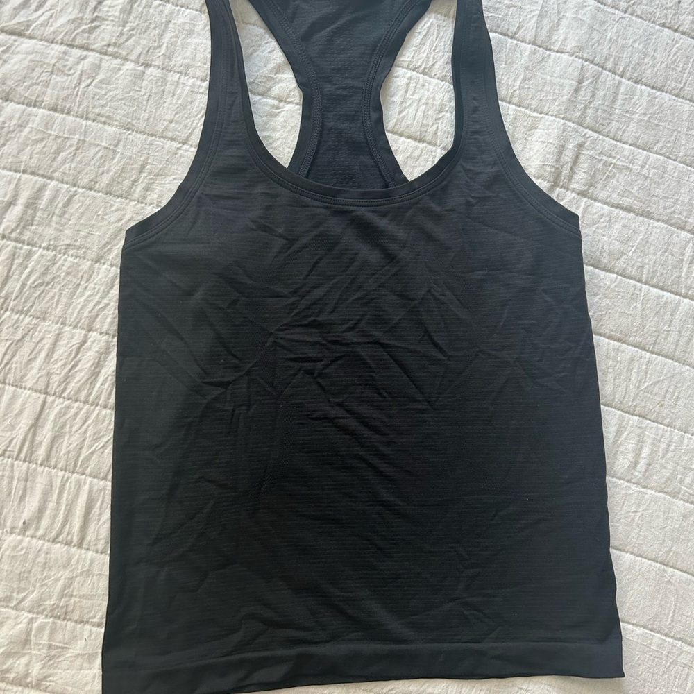 lululemon athletica Black Short Sleeve Tee
